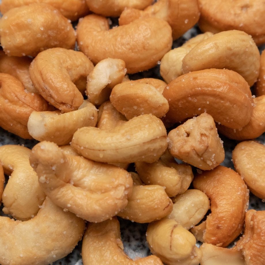 Roasted Cashews Bloom & Veg